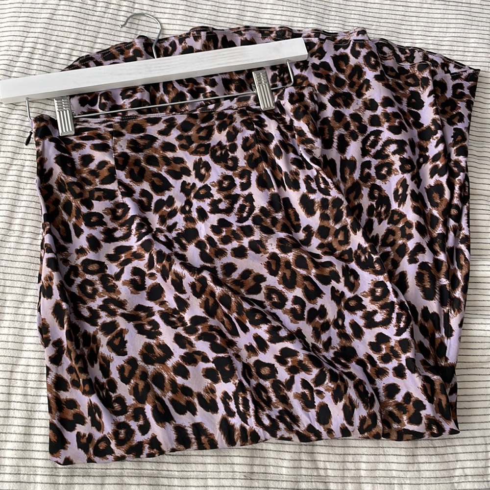 Purple leopard print skirt